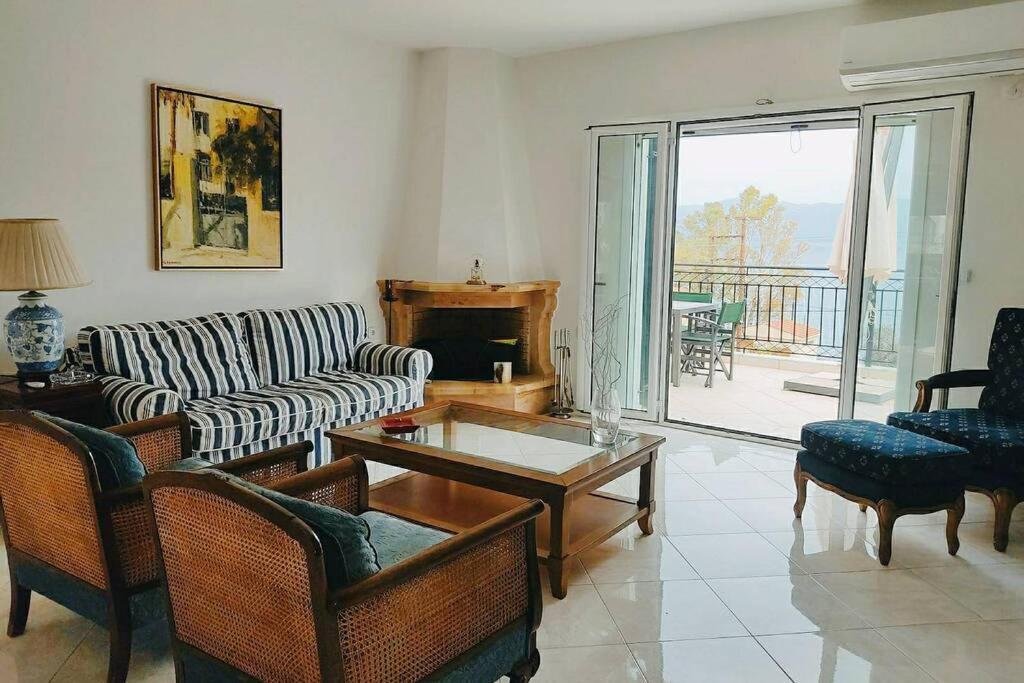Peggy'S Lux Apartment Karavomylos Luaran gambar