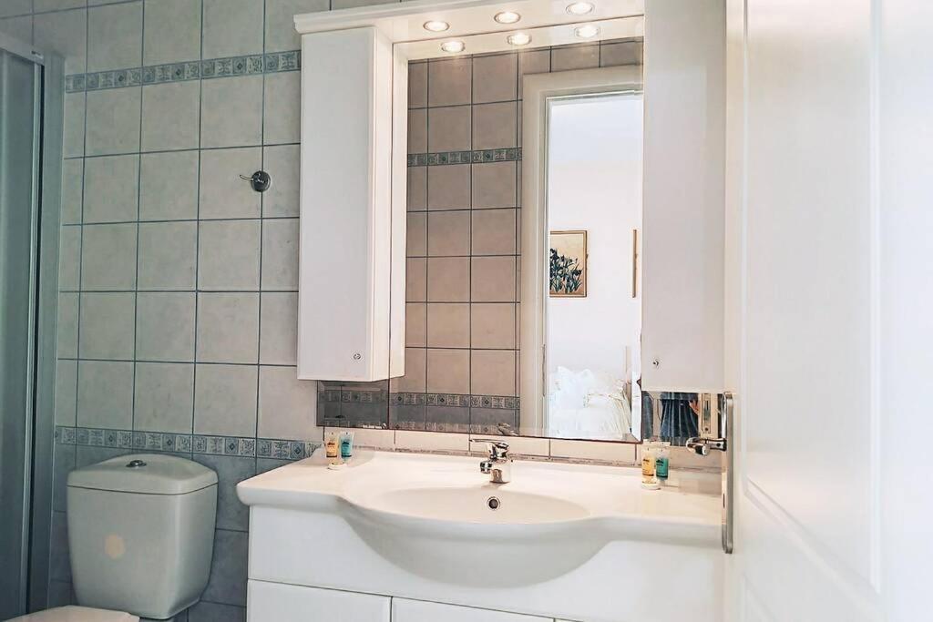 Peggy'S Lux Apartment Karavomylos Luaran gambar