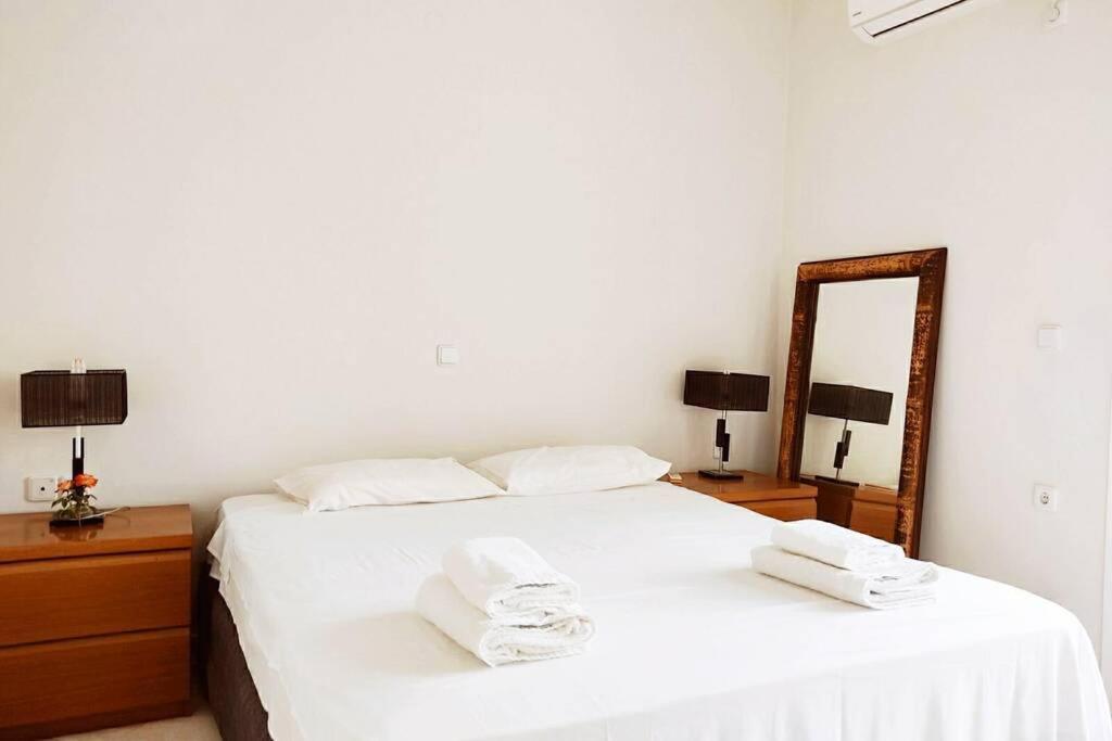 Peggy'S Lux Apartment Karavomylos Luaran gambar